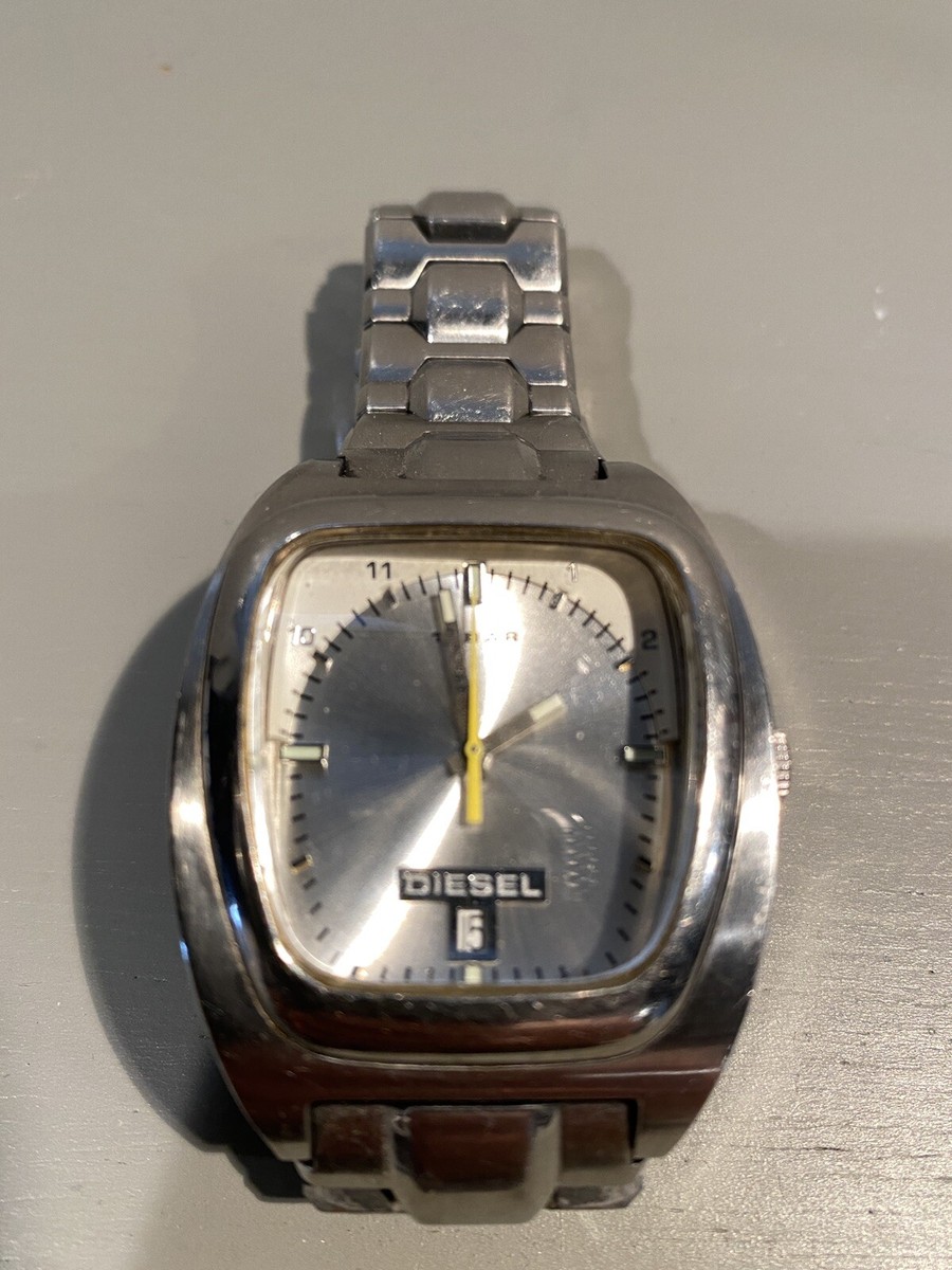 Diesel Vintage Watch Dz1068 Solid Stainless Steel NOT Diesel Vintage Watch Dz1068 Solid Stainless Steel NOT