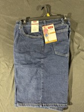 NEW Wrangler Men  s Denim Jean Shorts Relaxed Fit Carpenter Size 36