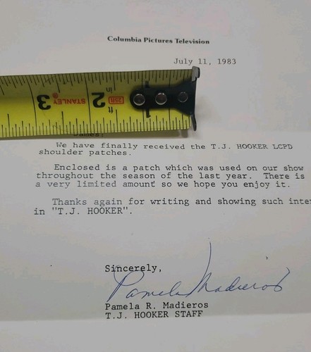 Patch LCPD vintage HTF TJ Hooker stagione 1 con nota dello staff Columbia Television - Foto 6 di 9