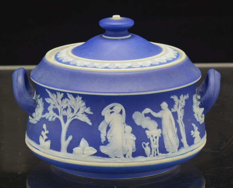Antique Wedgwood Dark Blue Jasper Dip Jasperware Covered Slant Sugar Bowl c 1920