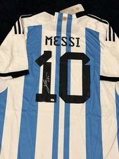 Lionel "Leo" Messi Signed Argentina Pro Style Soccer Jersey COA