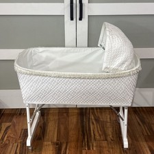 VTG Badger USA Woven White Wicker Pastel Baby Bassinet Bedside Portable Crib NEW