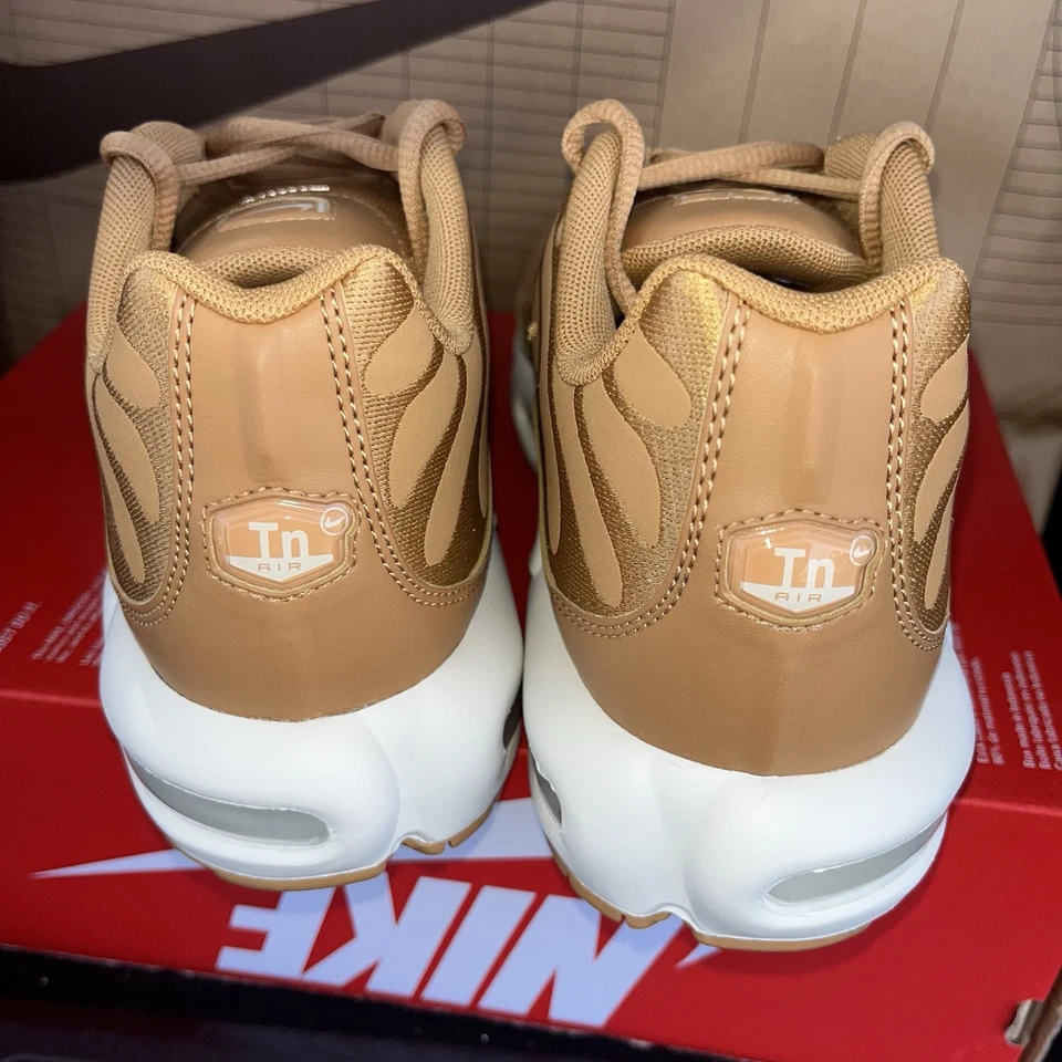 NEW Nike Air Max Plus NBY Flax Brown White Retro FZ8815-200 Men Size 8.5 - Image 4 of 4