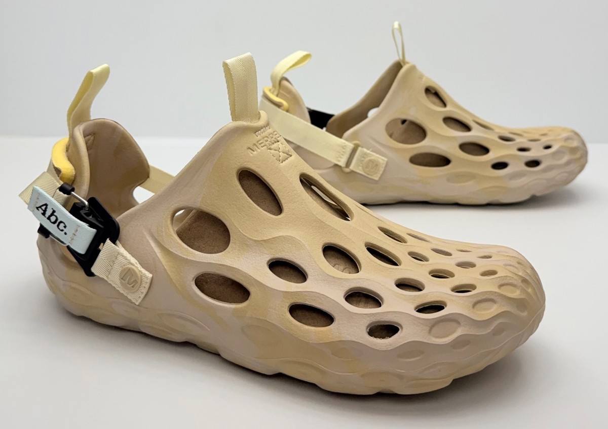 Advisory Board Crystal x Merrell Hydro Moc Strap 