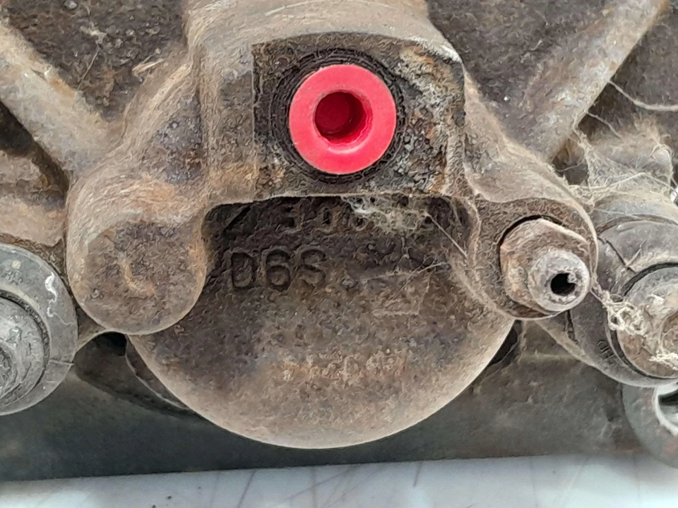 Dodge Ram 1500 2002-2005 conjunto de pinza de freno trasera lado del conductor izquierdo OEM Foto 3 de 4