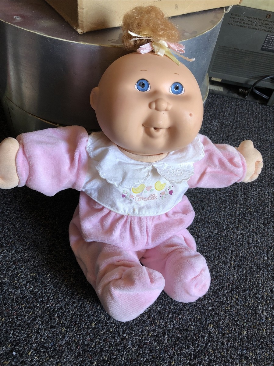 Vintage 1992 Hasbro Cabbage patch Kids Baby Carolle
