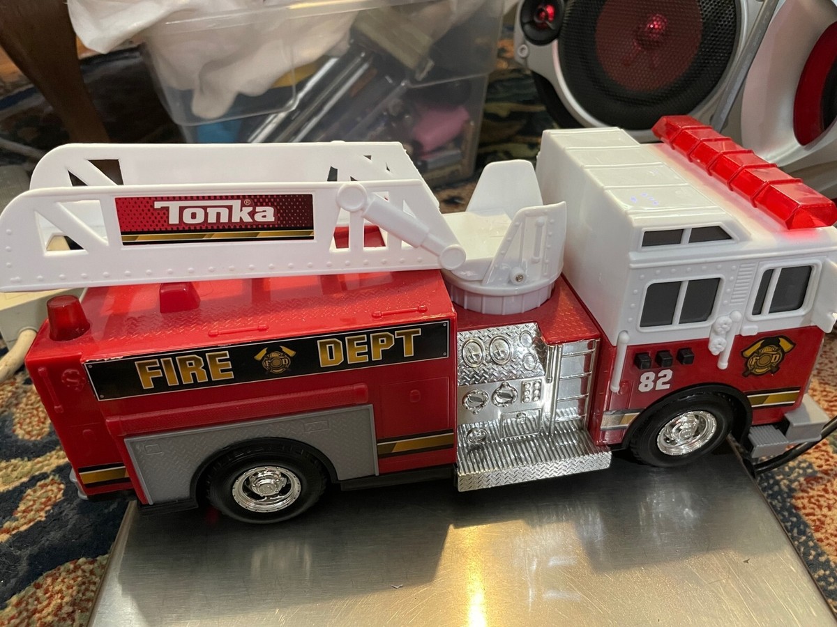 2011 Tonka Fire Truck with Flashing Lights and Siren Sounds