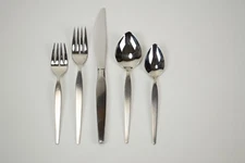 Oneida Community Frost Five 5 Piece Place Setting - Stainless Knife Forks Spoons