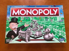 Hasbro Monopoly C1009 Classic Board Game