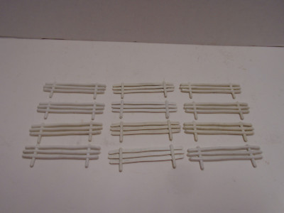 ORIGINAL 1960'S VINTAGE 12 LOG FENCE FOR AMERICAN FLYER ALL ABOARD TRAIN SETS
