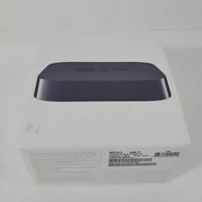 Apple TV (2nd Generation) 8GB Smart Media Streaming Player Model A1378 & Remote