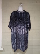 Ladies Missguided  Grey Snakeskin Velvet Dress Size 14