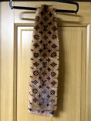 Buy Louis Vuitton M72245 Escharp Vizon Mink 100% Fur Scarf Brown