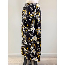 1970s Pants / 70s Floral Wrap Pants / Medium 27-28  Waist