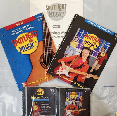 Spotlight On Music Grade 8: Teacher Works + Student CD-ROM + Piano/Guitar New