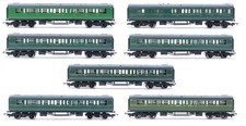 HORNBY 'OO' GAUGE LOT OF 7 ASSORTED SR GREEN 1ST/3RD & 3RD PASSENGER COACHES