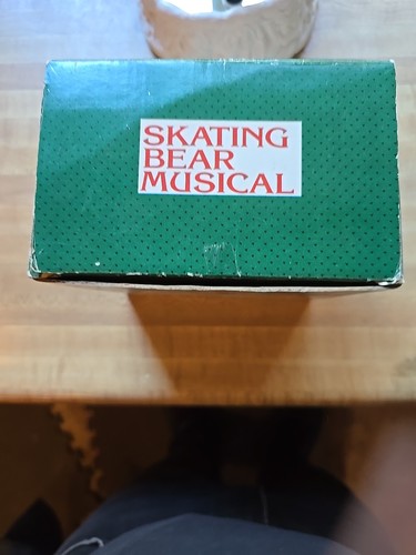 Vintage Weihnachten musikalischer magnetischer Eislaufbär auf Teich in Box, FHP Albany NY - Bild 12 von 15