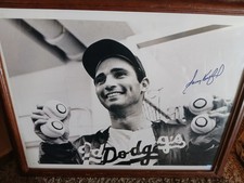 Sandy Koufax Autographed Framed 16x20 Baseball Photo (JSA)