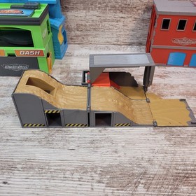 2020's Micro Machines Transforming Play Sets Lot with Vehicles 