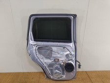 Porte arrière et accessoires Mitsubishi OUTLANDER