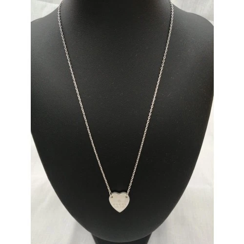 Collana con ciondolo cuore marchio Gucci 1313AR Giappone