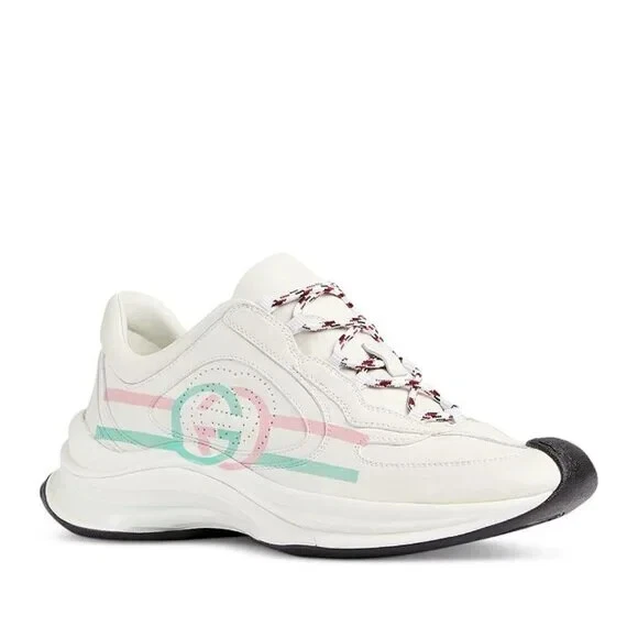 Baskets Gucci Run emboîtées logo GG ultraléger en cuir pluton chaussures 1