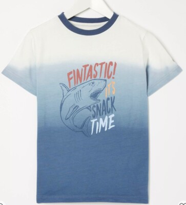 Fatface Jungen Shark Dip Dye Kurzarm T-Shirt in verschiedenen Größen *Neu mit Etikett*