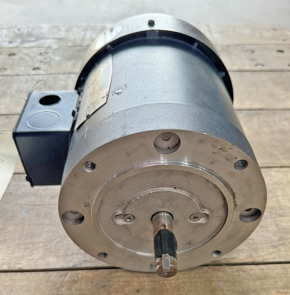 Rebuilt Leeson C6T17FK5E Electric Motor 3/4HP 110916.00 0.75hp 1725rpm 3ø TEFC - Image 3 of 4