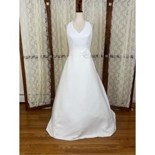 Pretty Vintage Y2K St. Tropez Halter Wedding Gown