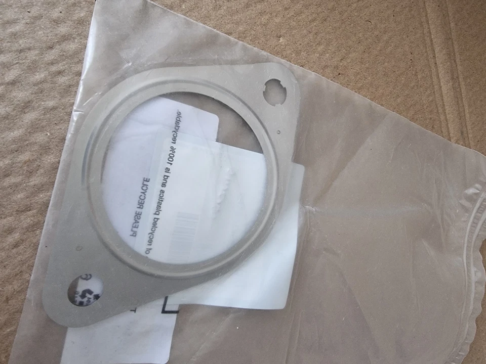 BRAND NEW GENUINE VOLVO EXHAUST GASKET | 8663796 - Image 2 of 3