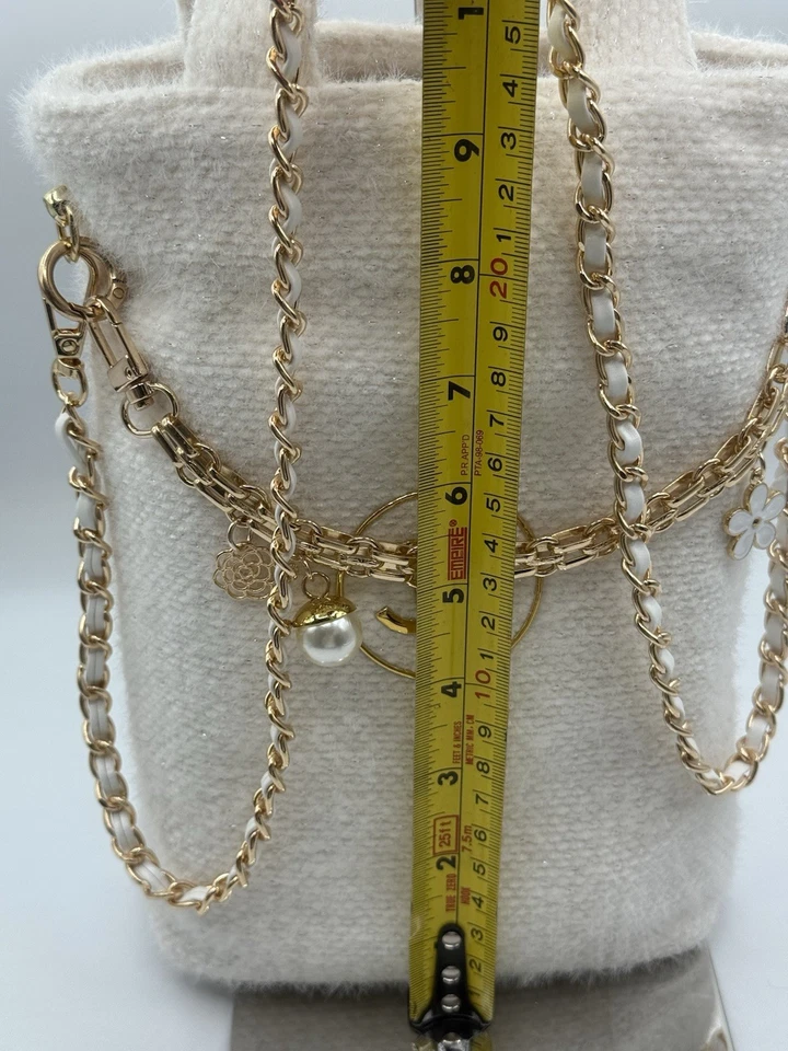 Bolso de Mano Chanel Edición Holiday Blanco Difuso Pequeño Bandolera + Dijes de Perla Foto 3 de 4