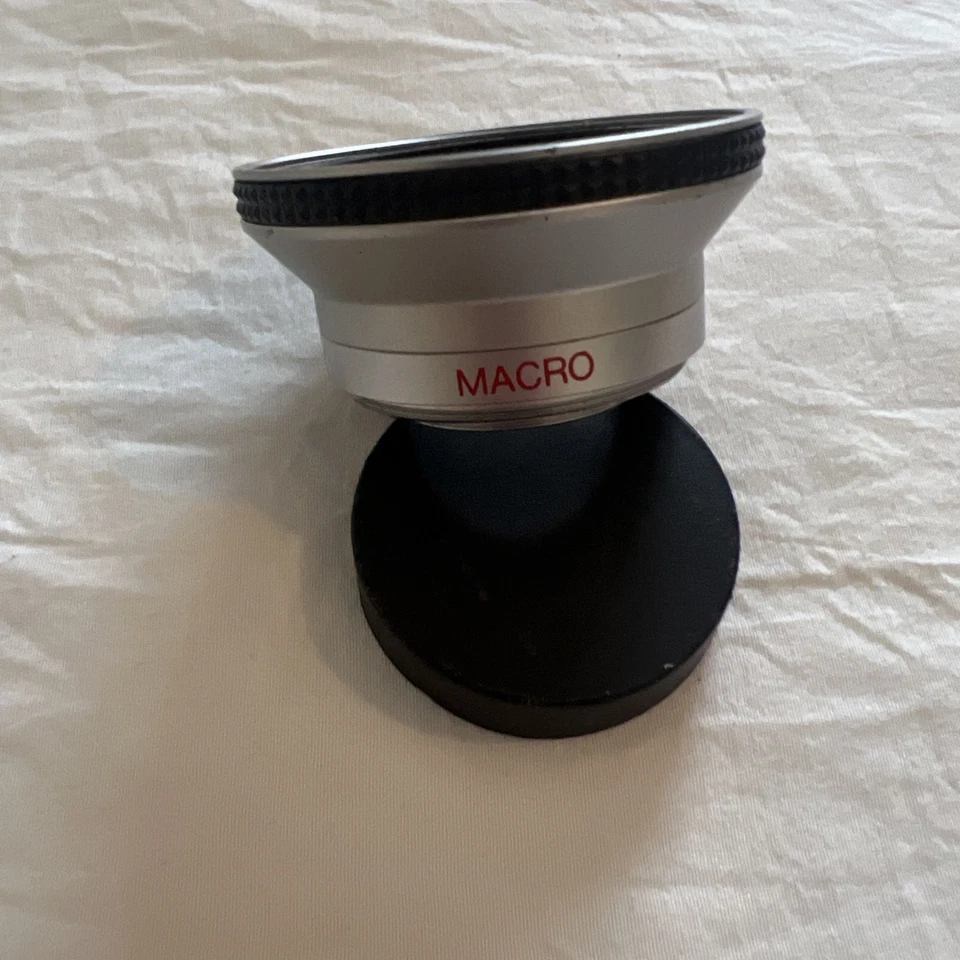 Titanium Digital AF Video 0.45X Wide Lens Macro 49:27 - Image 4 of 4