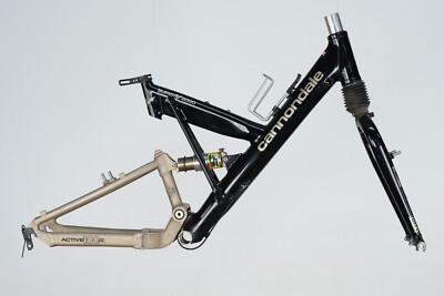 キャノンデール Super V2000中古動作品マウンテンバイク CANNONDALE SUPER V2000 FRAME VINTAGE MTB MOUNTAIN BIKE 26