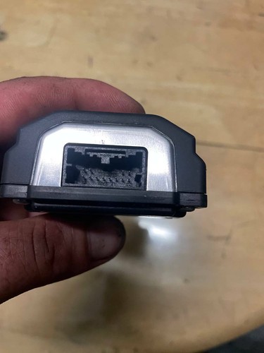 2018 GM front lane changing warning camera - Picture 3 of 4