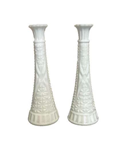 Set of 2 Vintage Anchor Hocking Milk Glass 9”Bud Vase Starburst Pattern - Nice!