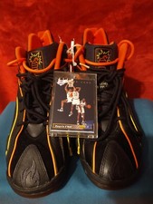 Shaquille O'Neal. Shaqnosis Shoes Mens Size 11.  With Rookie Basketball Card.