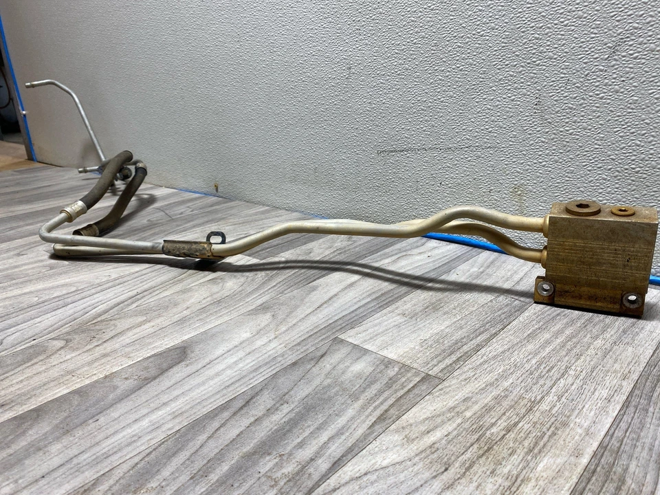 2015 - 20 雪佛兰/吉姆西 SUBURBAN 1500 发动机机油冷却器线 5.3 RWD — 第 2/4 张图片