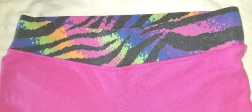 Cute Comfy Girl's DANSKIN NOW Size M 7/8 Crop Pant Shorts - Picture 2 of 6