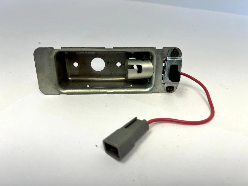 60 Chrysler Windsor New Yorker techo trasero domo lámpara carcasa e interruptor NOS 2161308 Foto 2 de 3