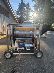 Twister T2 Trimmer w/ Conveyor Belt & Dust Collector – Complete System