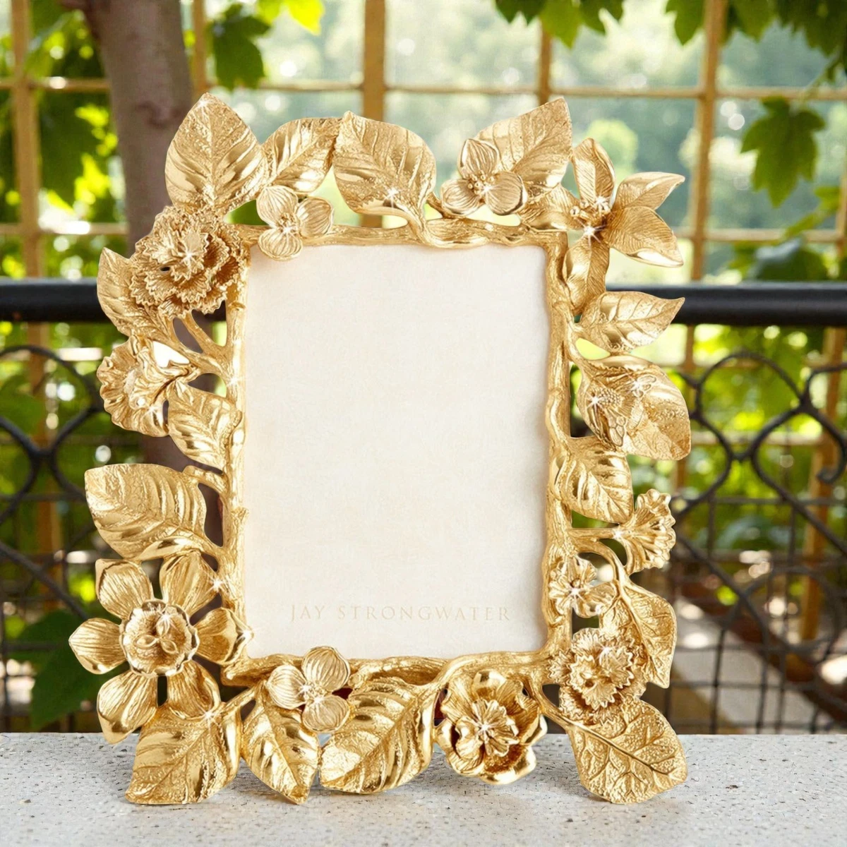 JAY STRONGWATER フォトフレーム　ジェイストロングウォーター Luxury Gifts for Homes | Jay Strongwater
