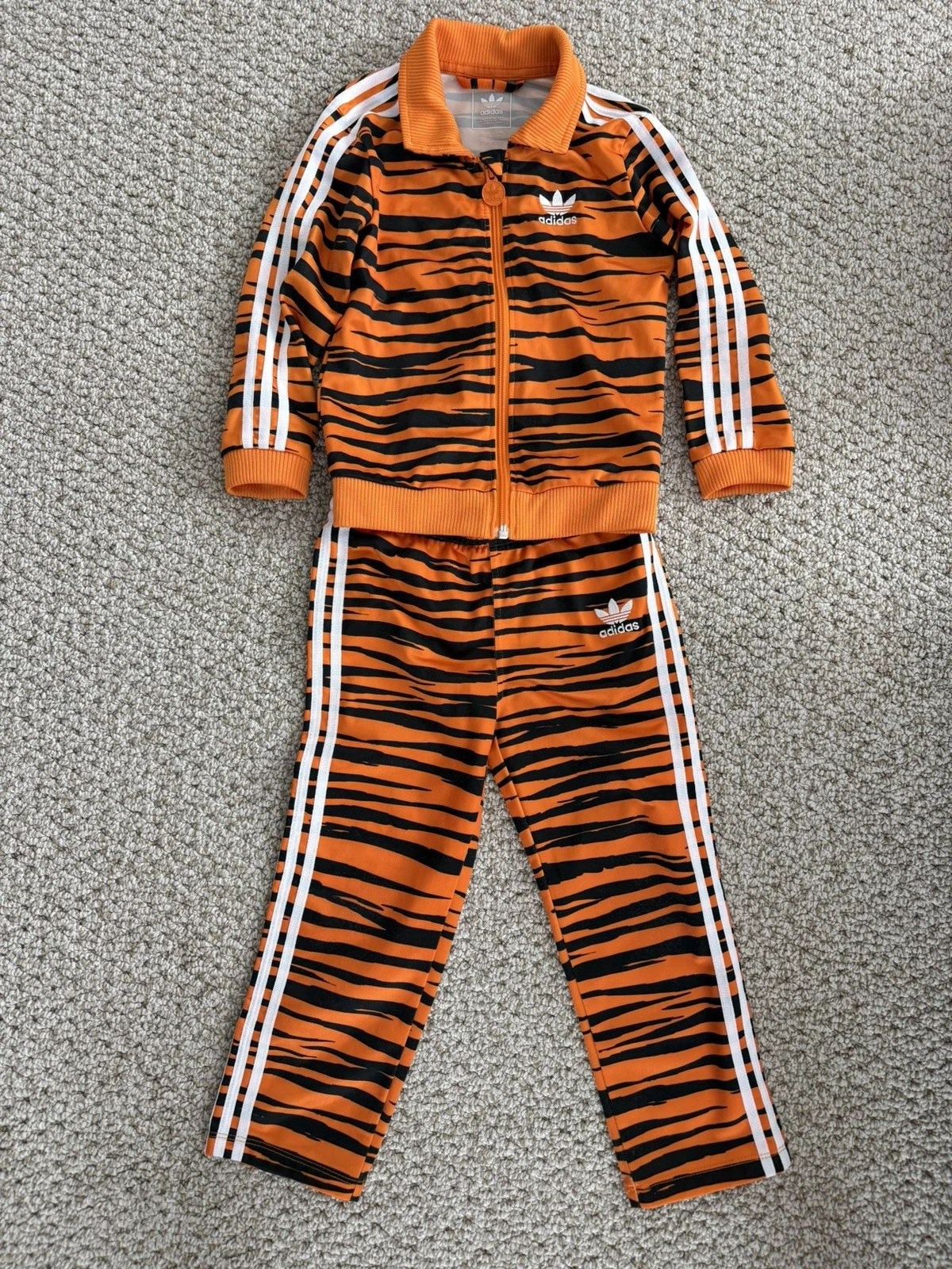 Adidas Firebird Tiger Track Suit Orange Black G69616 Kids 4T RARE cute
Opens in a new window or tab