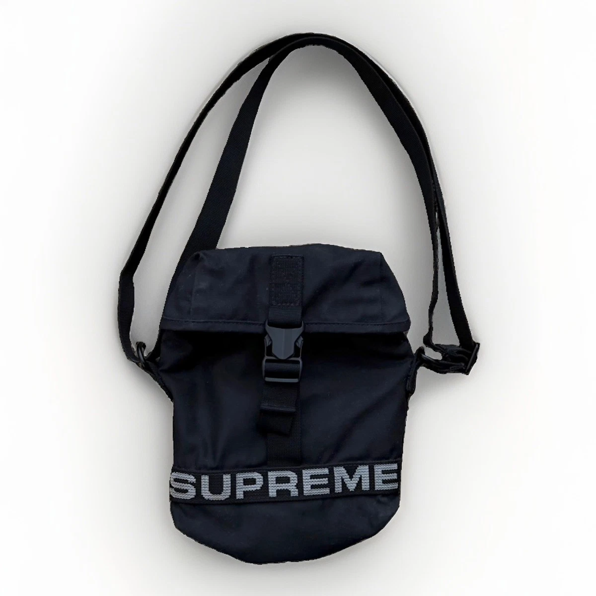 25+ Supreme Black Messenger Bags for Men for sale | Updated Oct 2026