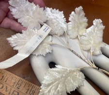 vintage millinery 1940s velvet leaves cream 1 spray made in Germany