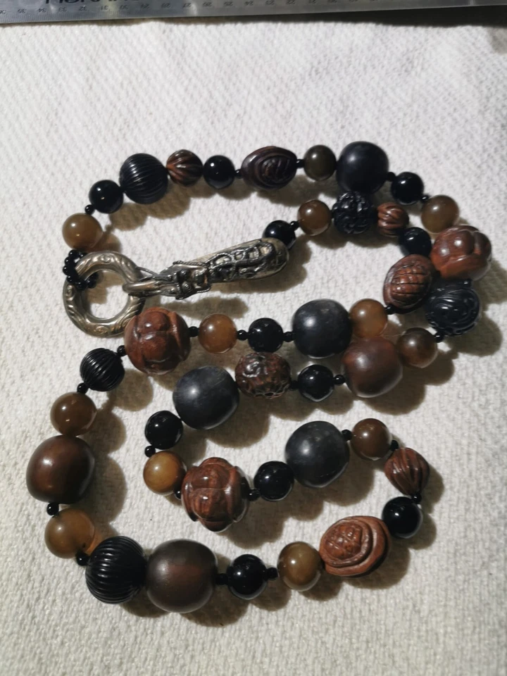 Collar Heidi Daus para Jim Walters madera tallada en ónix plata dragón declaración Foto 2 de 4