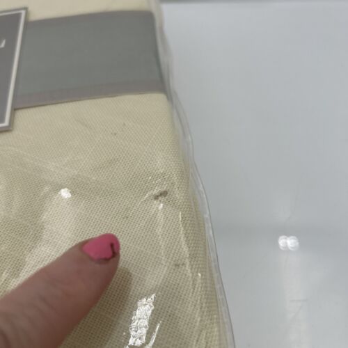NOS CROSCILL Solid Yellow Fabric Tablecloth 70” Round Dining Essentials - Picture 9 of 12