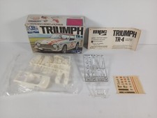Triumph TR-4 European Racing Series MPC 1:32 Model Kit 2-1016 Borsa Ricambi Sigillata