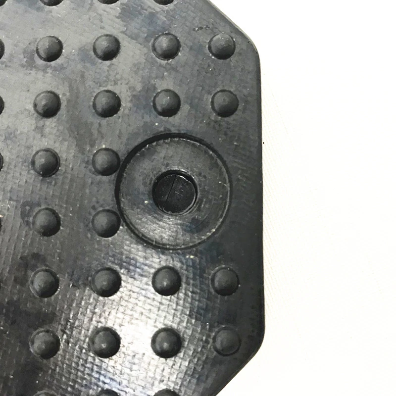 4pcs/set 135*10mm Black Rubber Arm Octagon Pad kit for Challenger Lift Lifts - Image 4 of 4