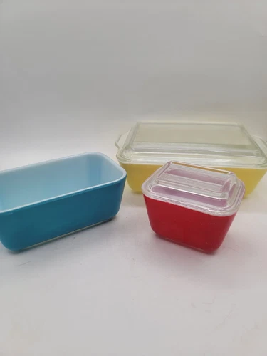 Vintage Pyrex Refrigerator Dish Set Primary Colors 501, 502, 503 with 2 Lids
