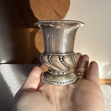 Vintage 50’s RONSON? Table Top Weighted Cigarette Holder, Silver Plated 3" 